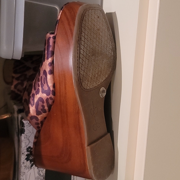 Jessica Simpson Shantelle Wedge Heels - Picture 4 of 7